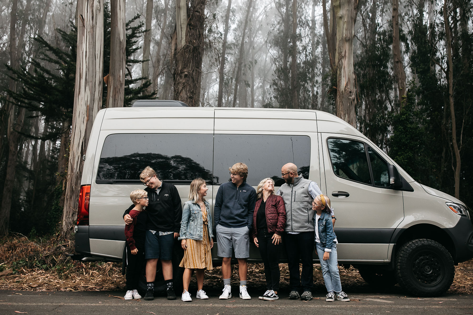van-family-session-foggy-presidio-sf-18