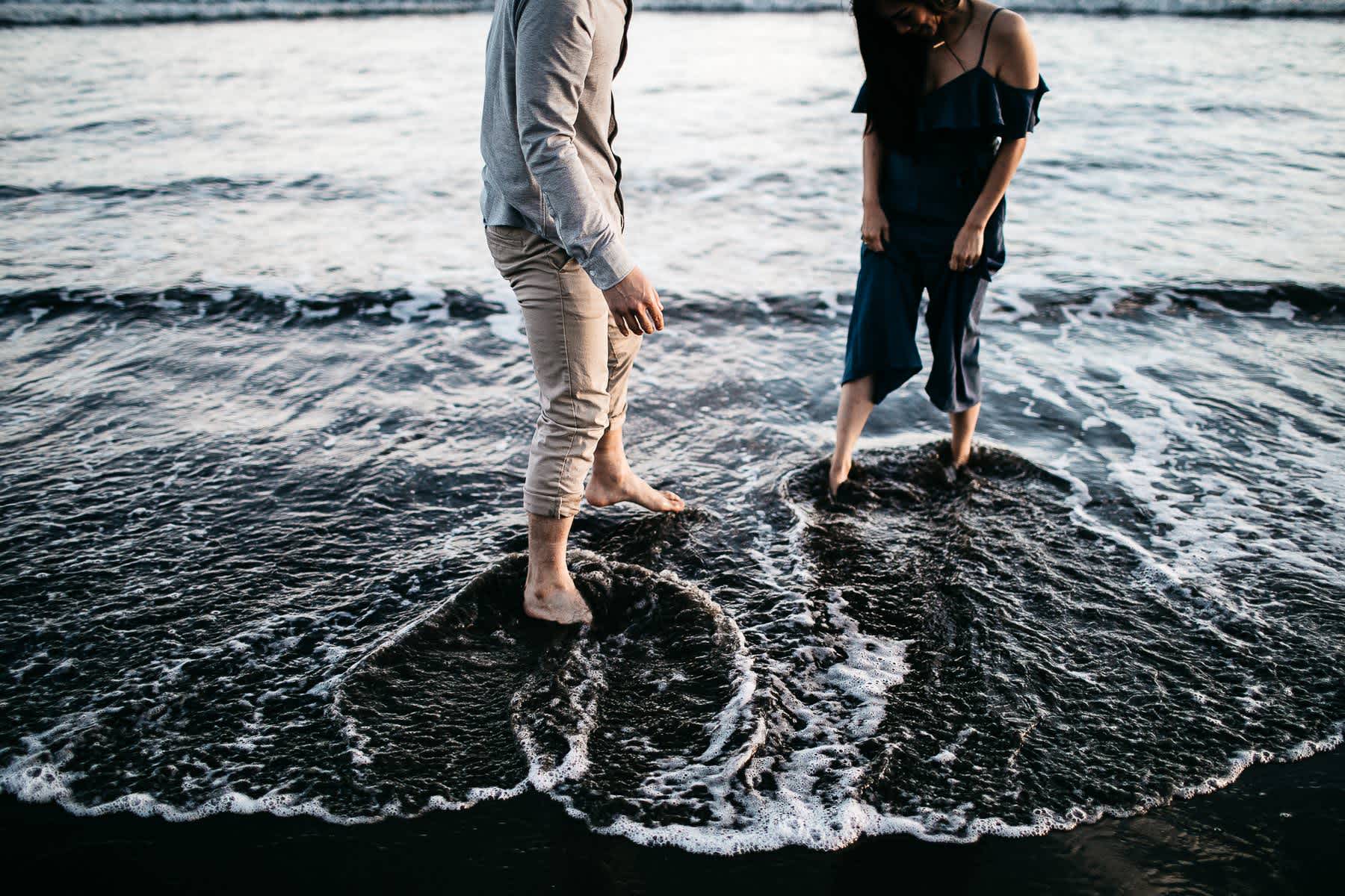 stinson-beach-muir-woods-sf-fun-quirky-engagement-session-19