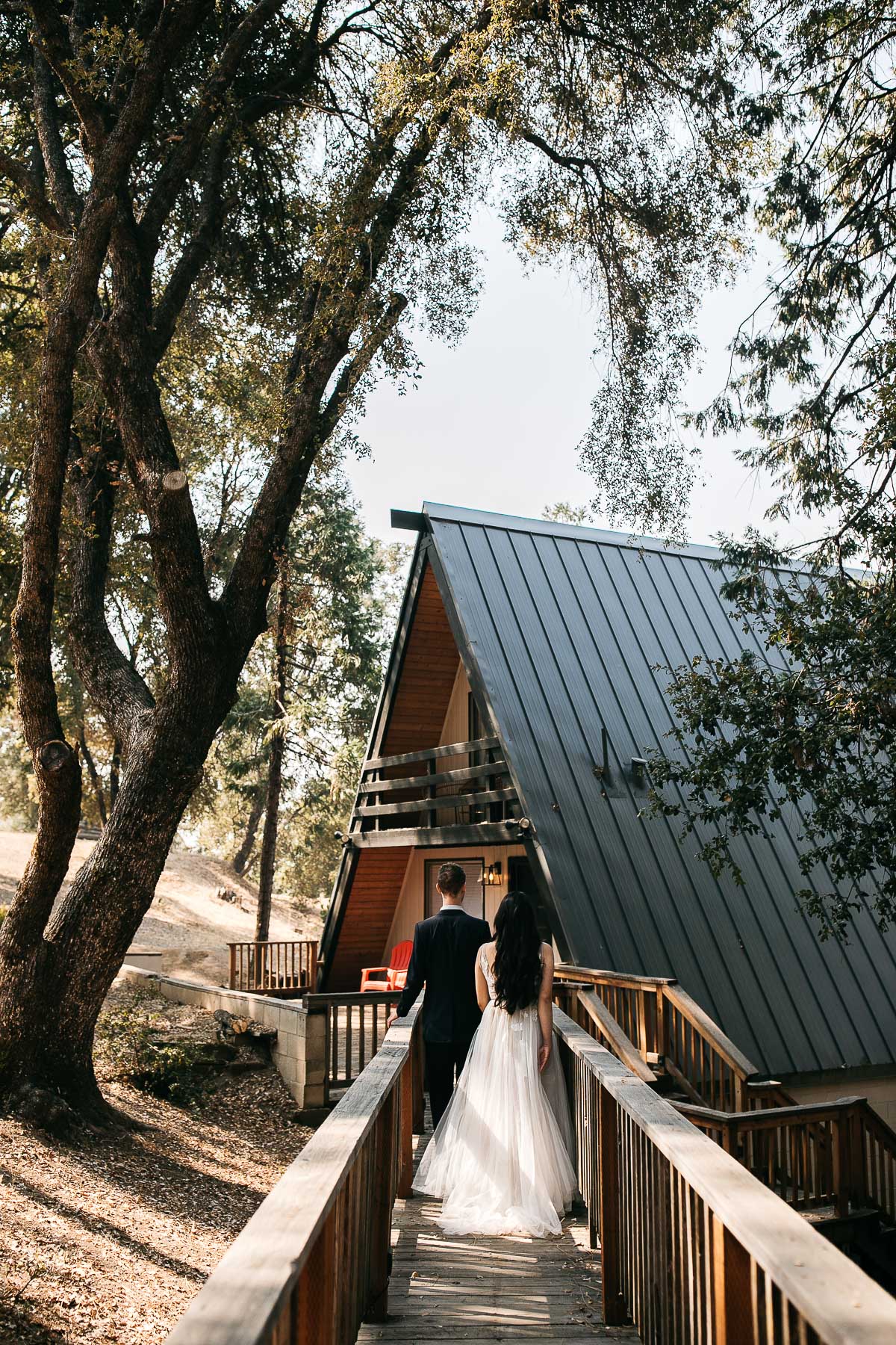 yosemite-cathedral-lake-hiking-sunset-elopement-12