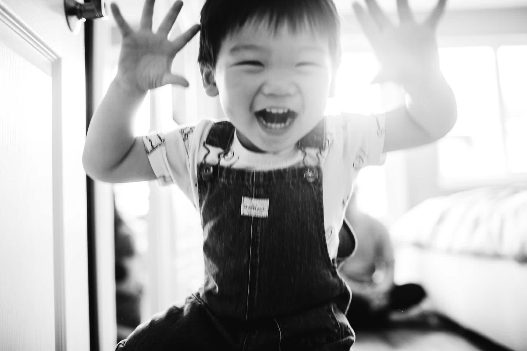 san-jose-family-lifestyle-newborn-rainy-day-shoot-18