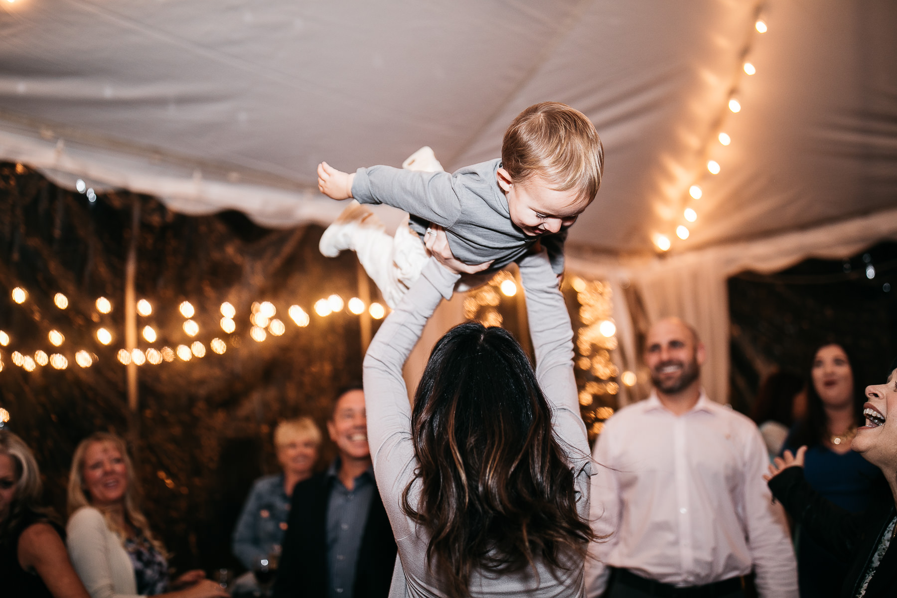 twenty-mile-house-fall-rainy-wedding-107