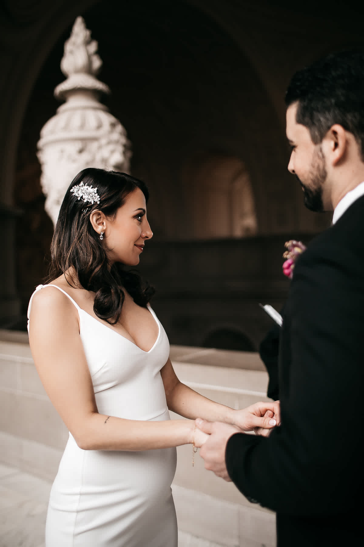 san-francisco-city-hall-gloomy-elopement-simple-wedding-17