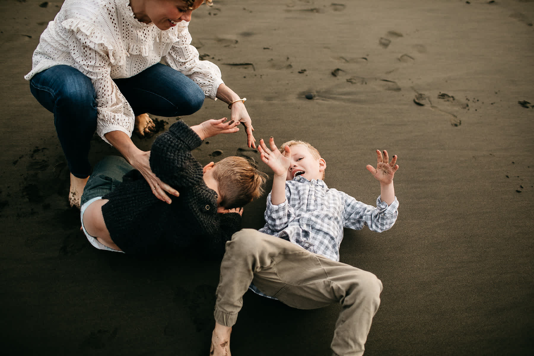 cloudy-fort-funston-winter-lifestyle-family-session-28