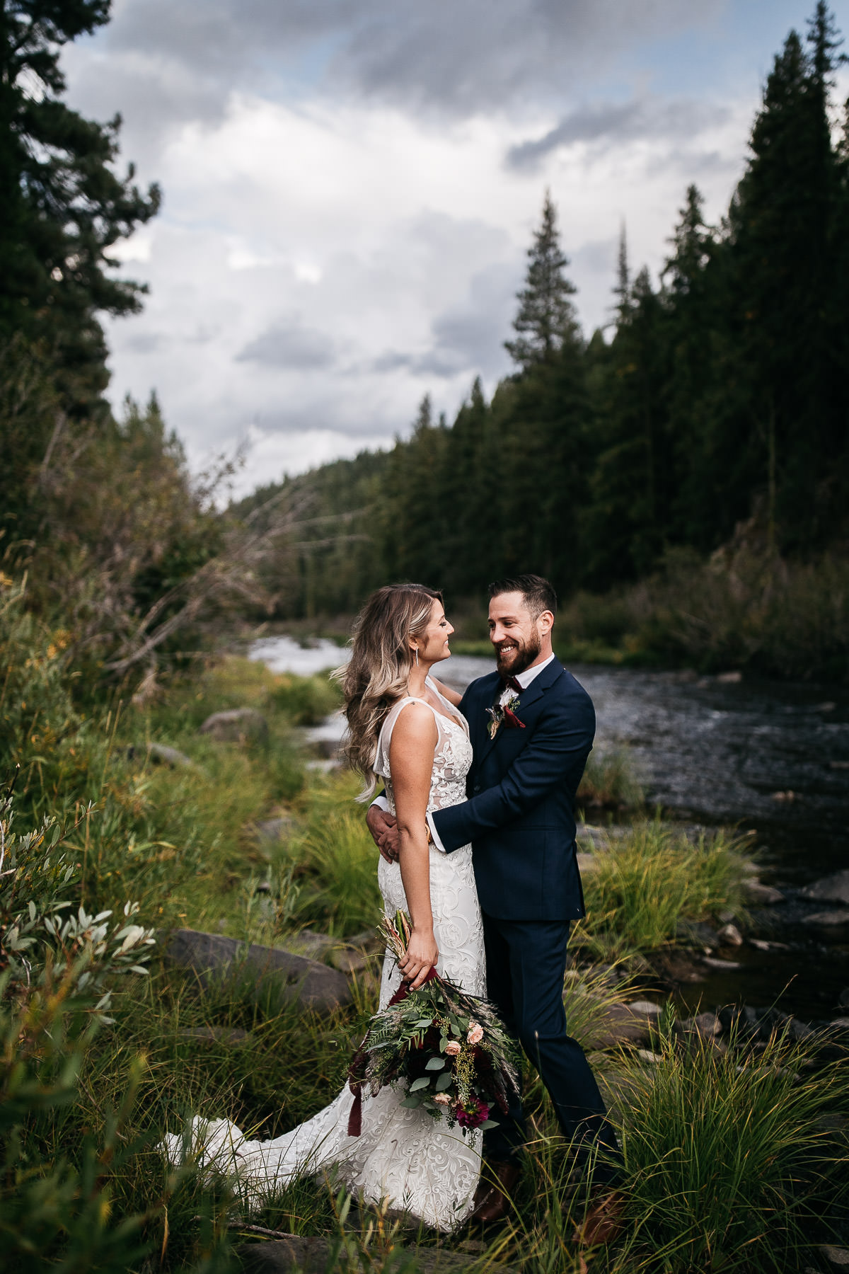 twenty-mile-house-fall-rainy-wedding-69