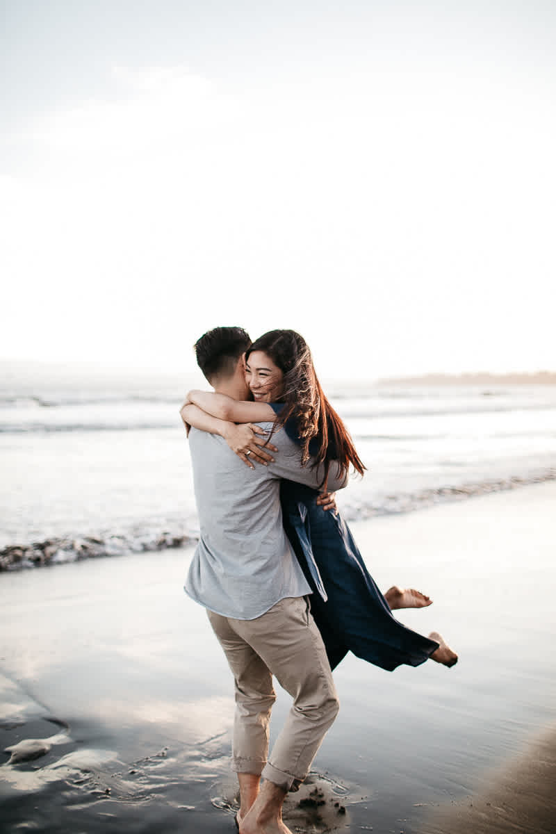 stinson-beach-muir-woods-sf-fun-quirky-engagement-session-23