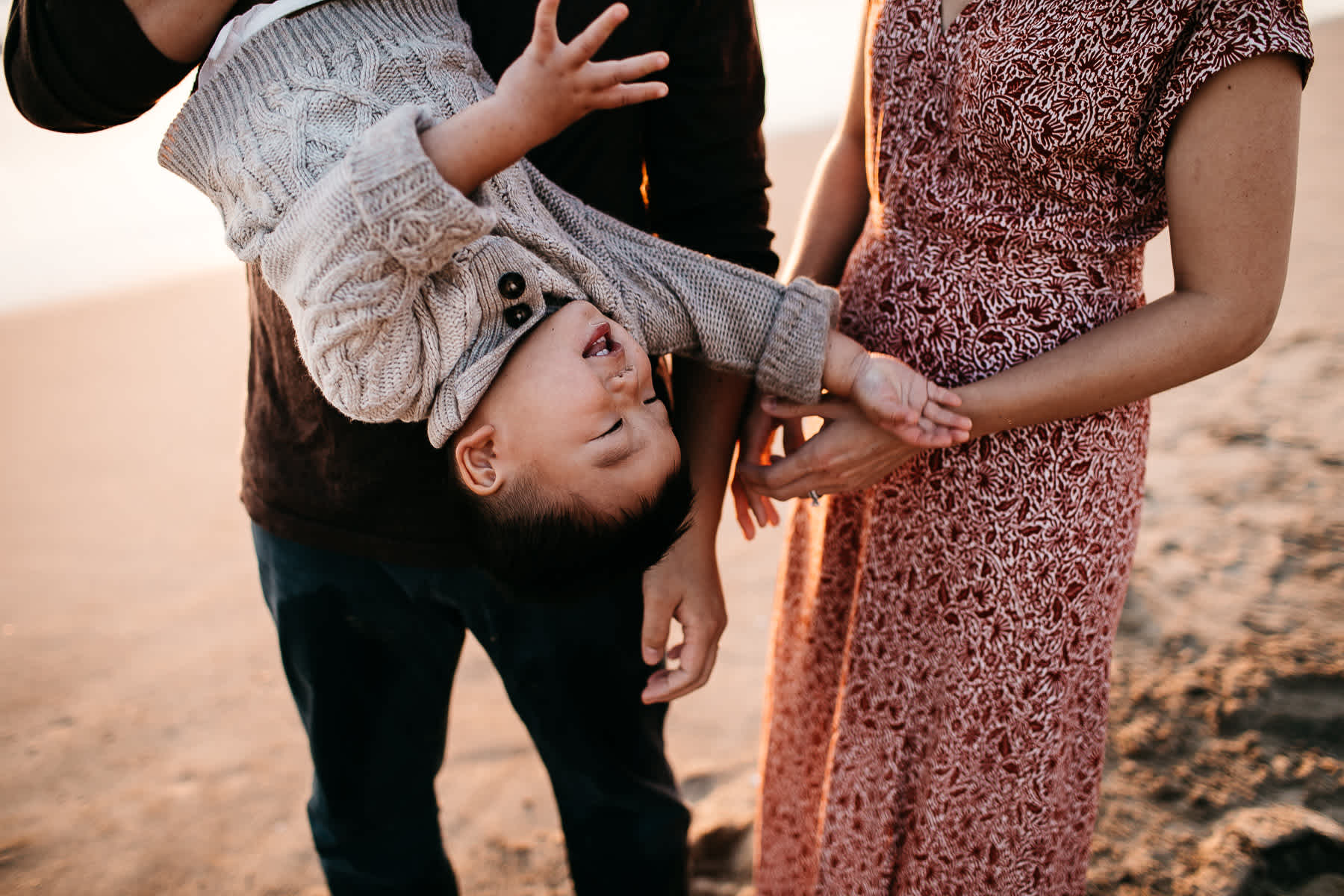 Half-moon-bay-beachy-sunset-lifestyle-family-session-31