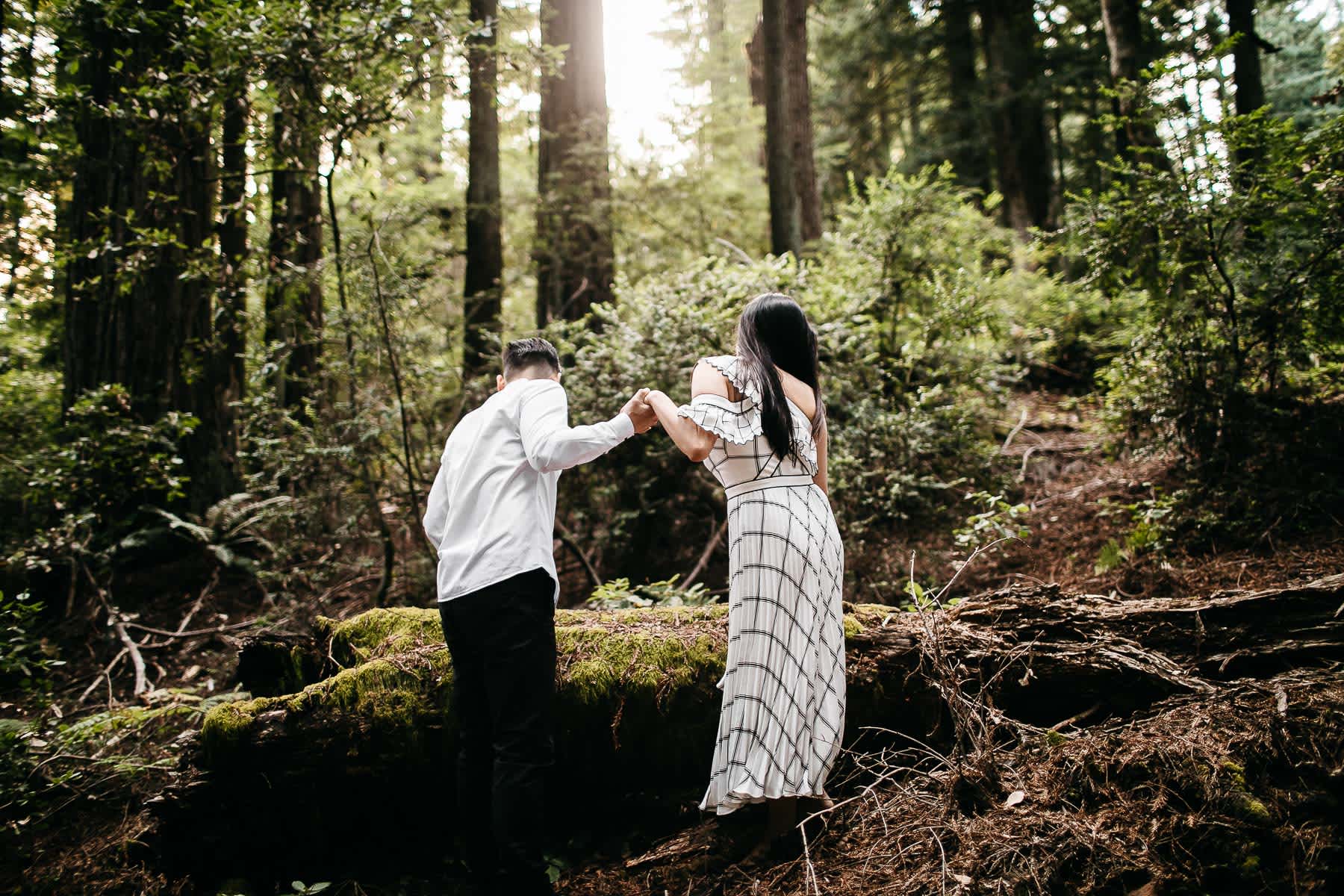 stinson-beach-muir-woods-sf-fun-quirky-engagement-session-5