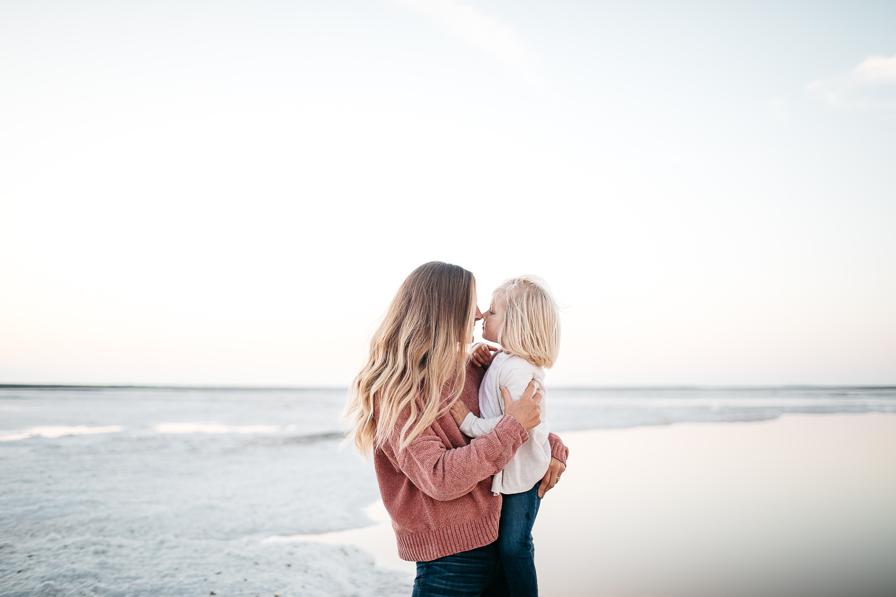 san-jose-ca-salt-flats-sunset-family-lifestyle-session-22