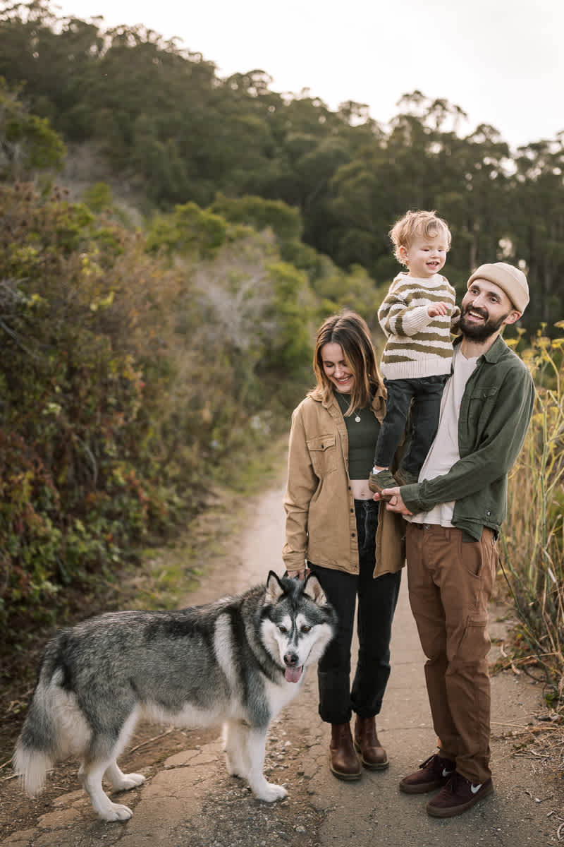 pacifica-eucalyptus-fall-family-lifestyle-session-23