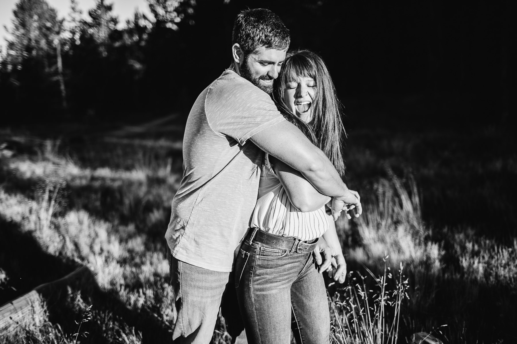 lake-tahoe-anniversary-couple-session-with-a-puppy-20
