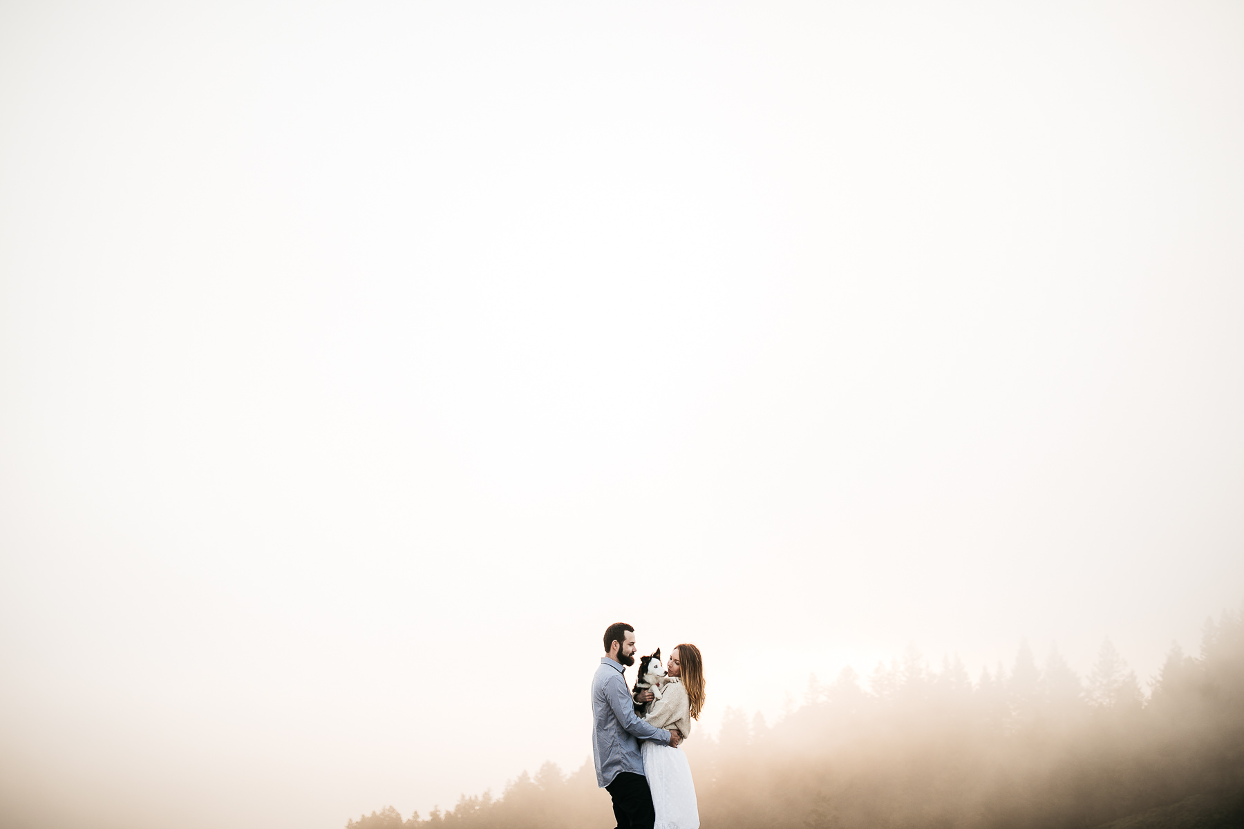 mt-tam-foggy-winter-engagement-session-australian-shepherd-puppy-31