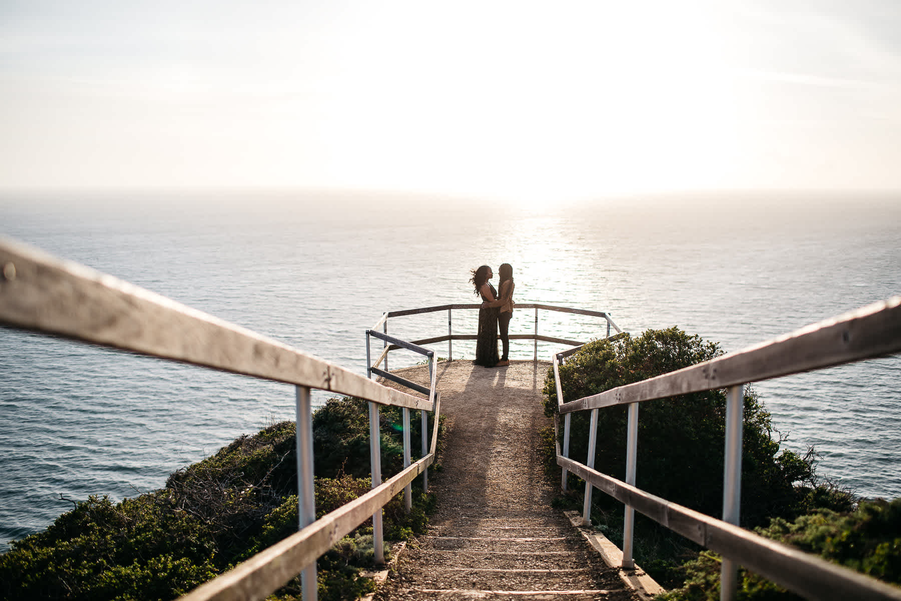 muir-beach-ca-spring-lifestyle-engagement-session-17