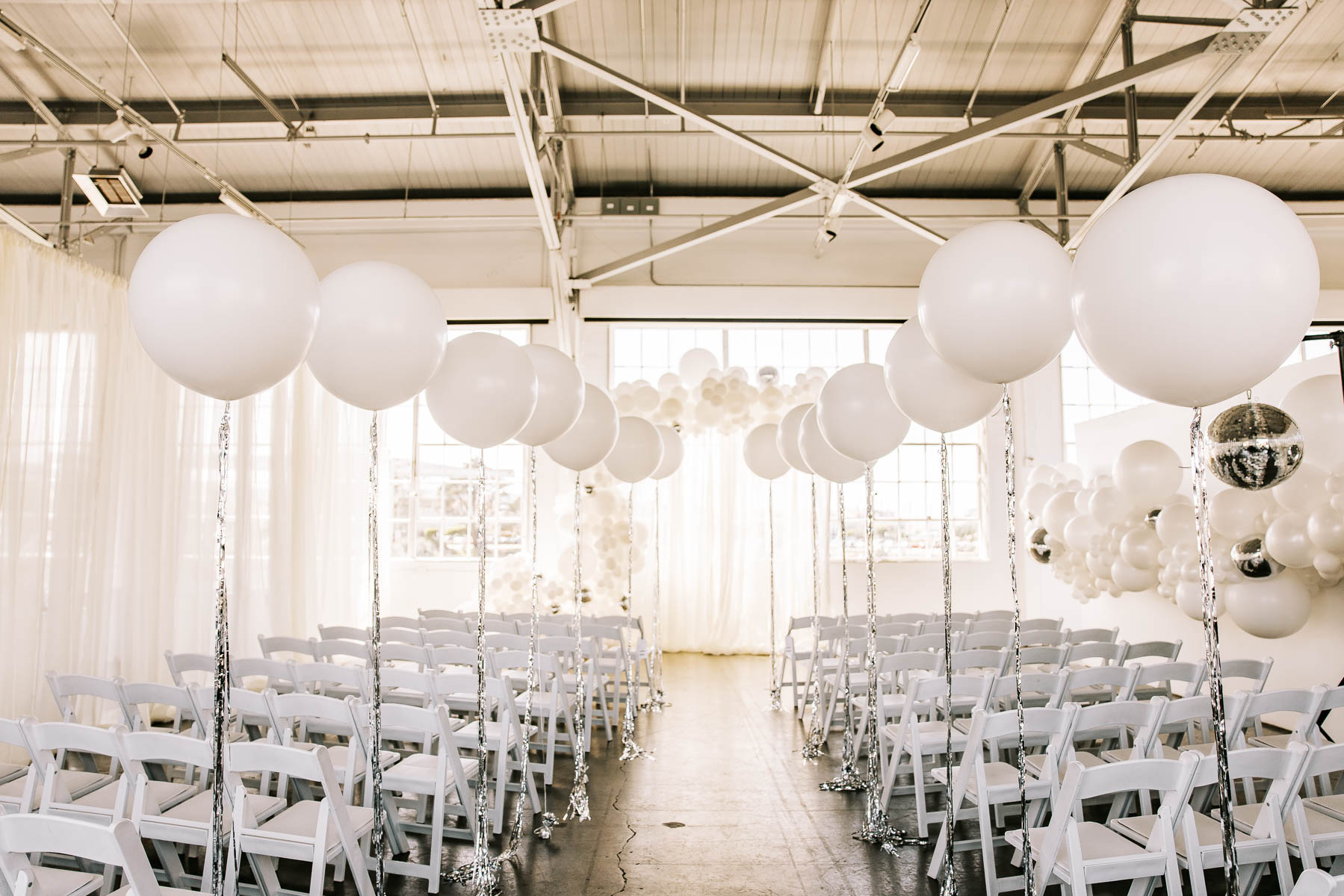 San-Francisco-Gallery-308-disco-balls-graphic-designer-wedding-26