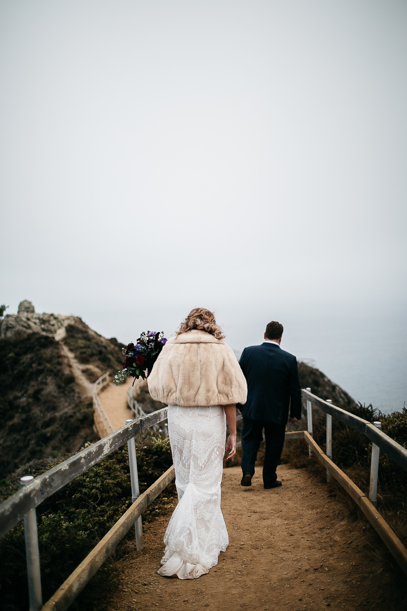 muir-beach-pelican-inn-foggy-wedding-71