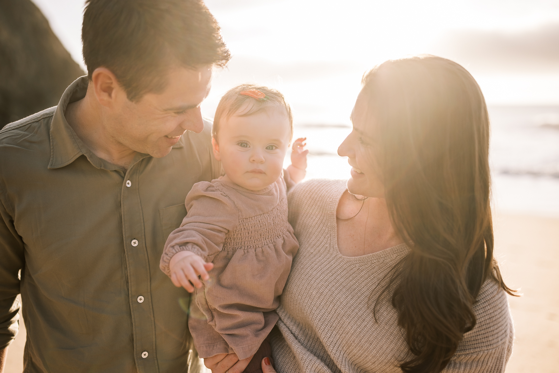 Half-moon-bay-golden-light-fall-beach-family-session-1