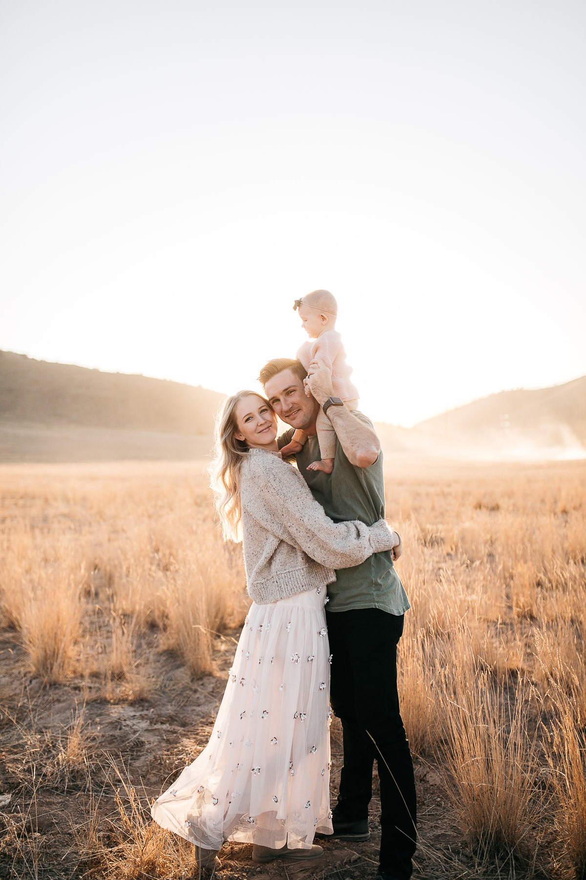 golden-hills-sunset-lifestyle-session-family-with-goldendoodle-20
