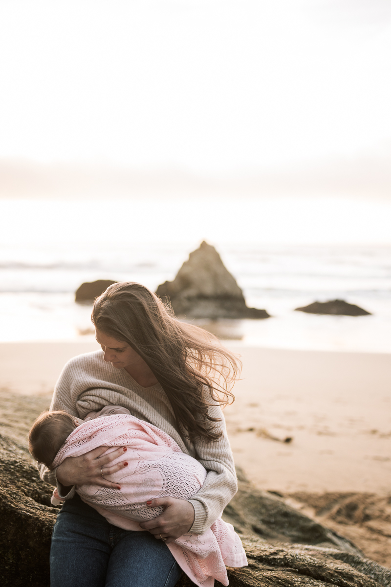 Half-moon-bay-golden-light-fall-beach-family-session-40