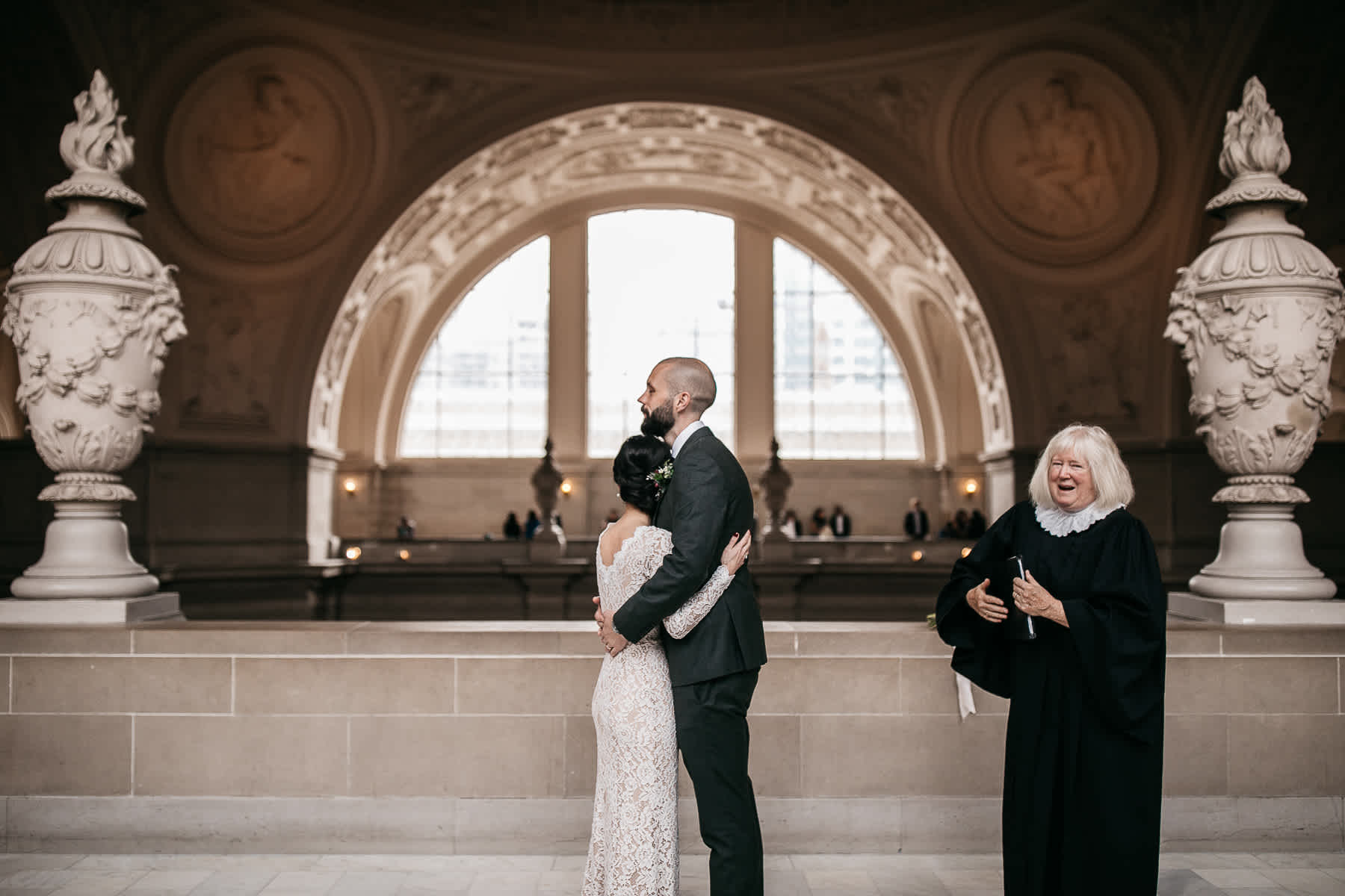 rainy-san-francisco-city-hall-presidio-elopement-36