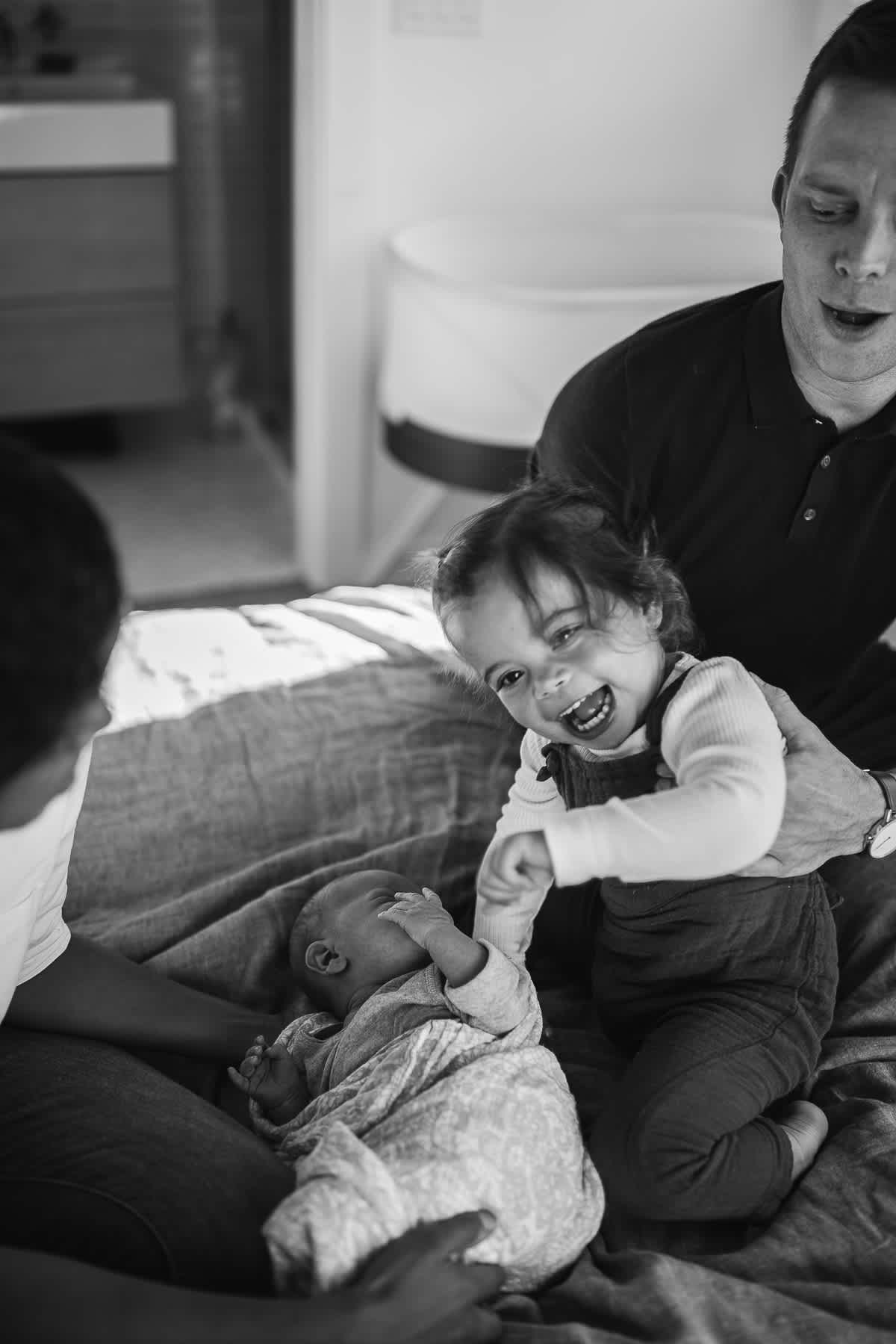 lifestyle-newborn-session-sf-second-child-32