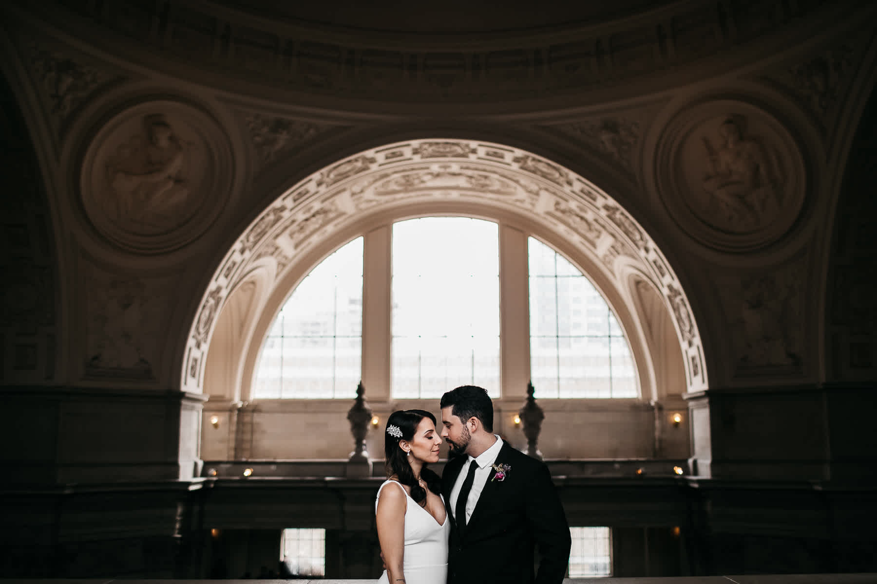 san-francisco-city-hall-gloomy-elopement-simple-wedding-29