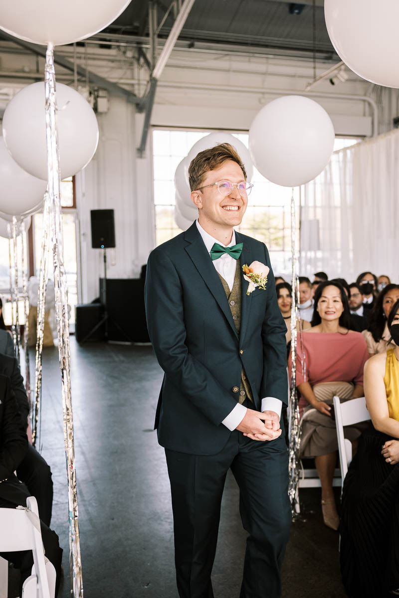 San-Francisco-Gallery-308-disco-balls-graphic-designer-wedding-39