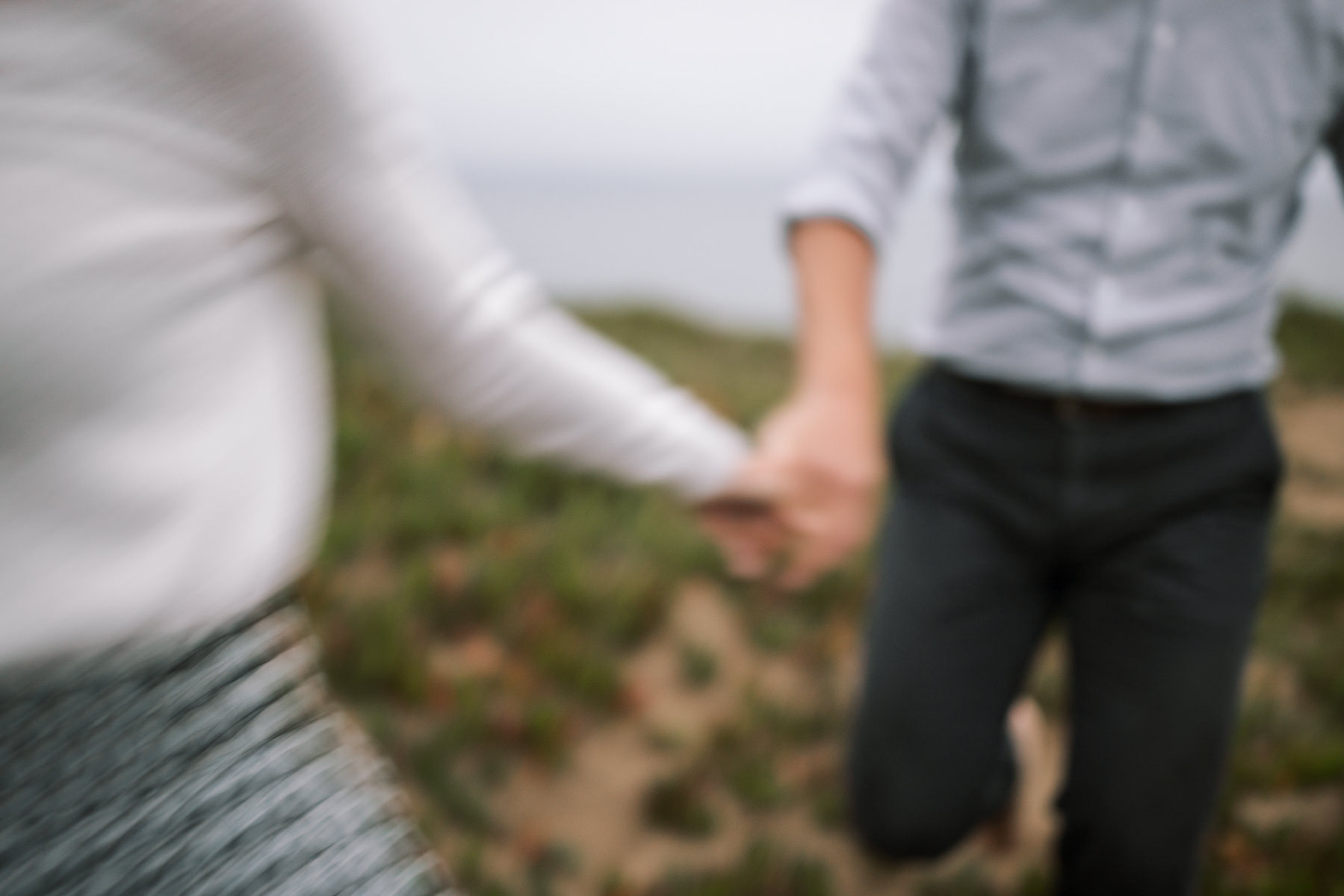 fort-funston-gloomy-fall-engagement-session-55