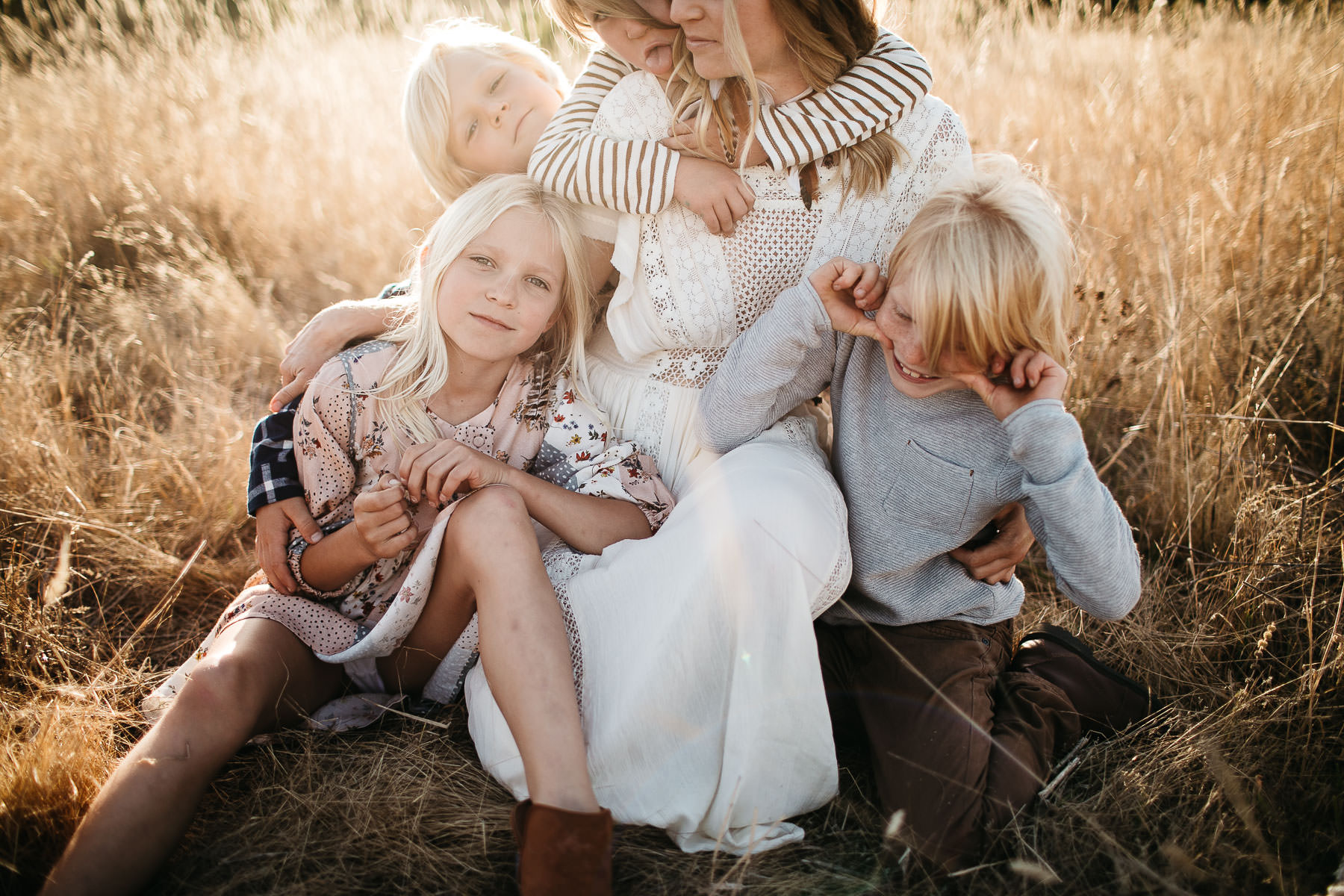 half-moon-bay-golden-cliffside-family-session-9