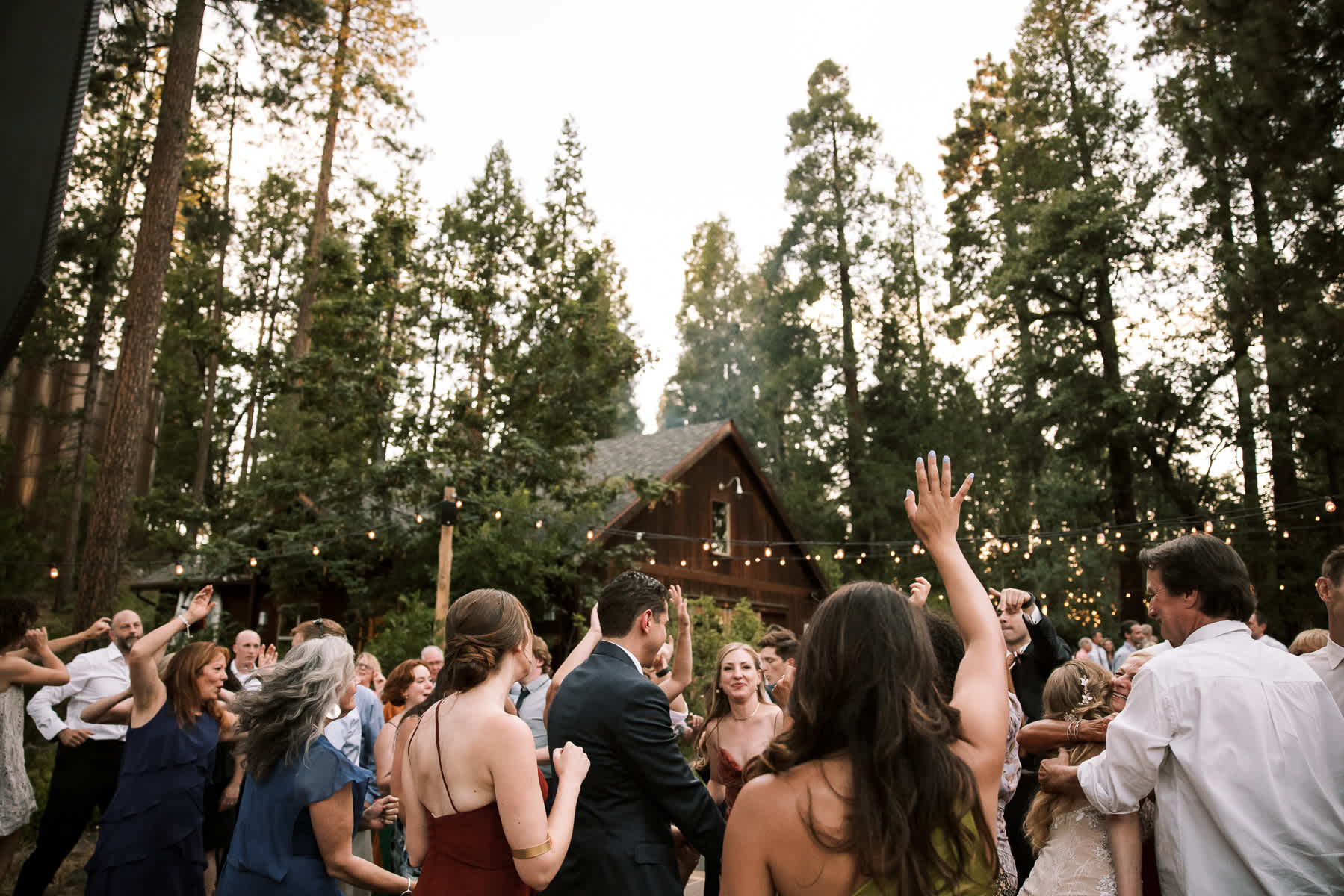Evergreen-Lodge-Yosemite-Summer-wedding-226