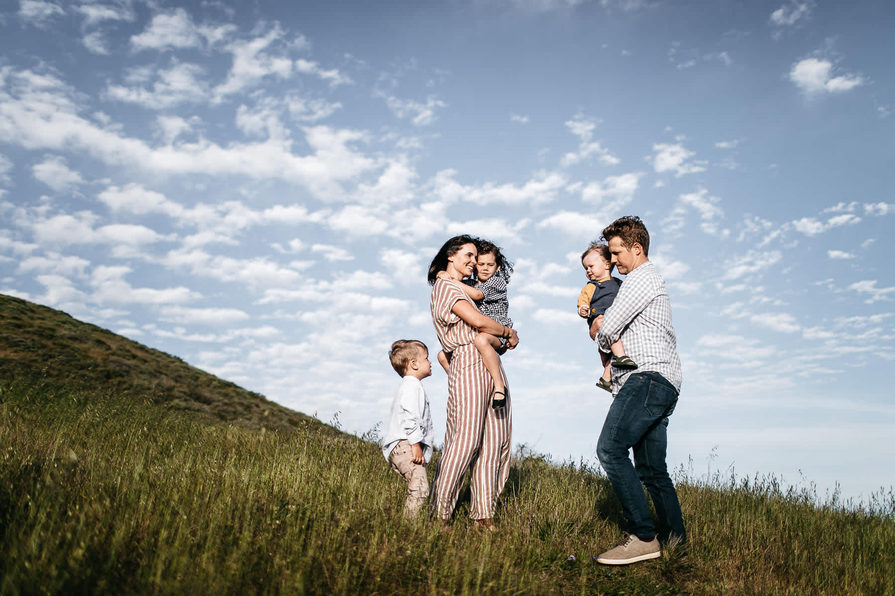 rodeo-beach-california-hills-lifestyle-family-session-17