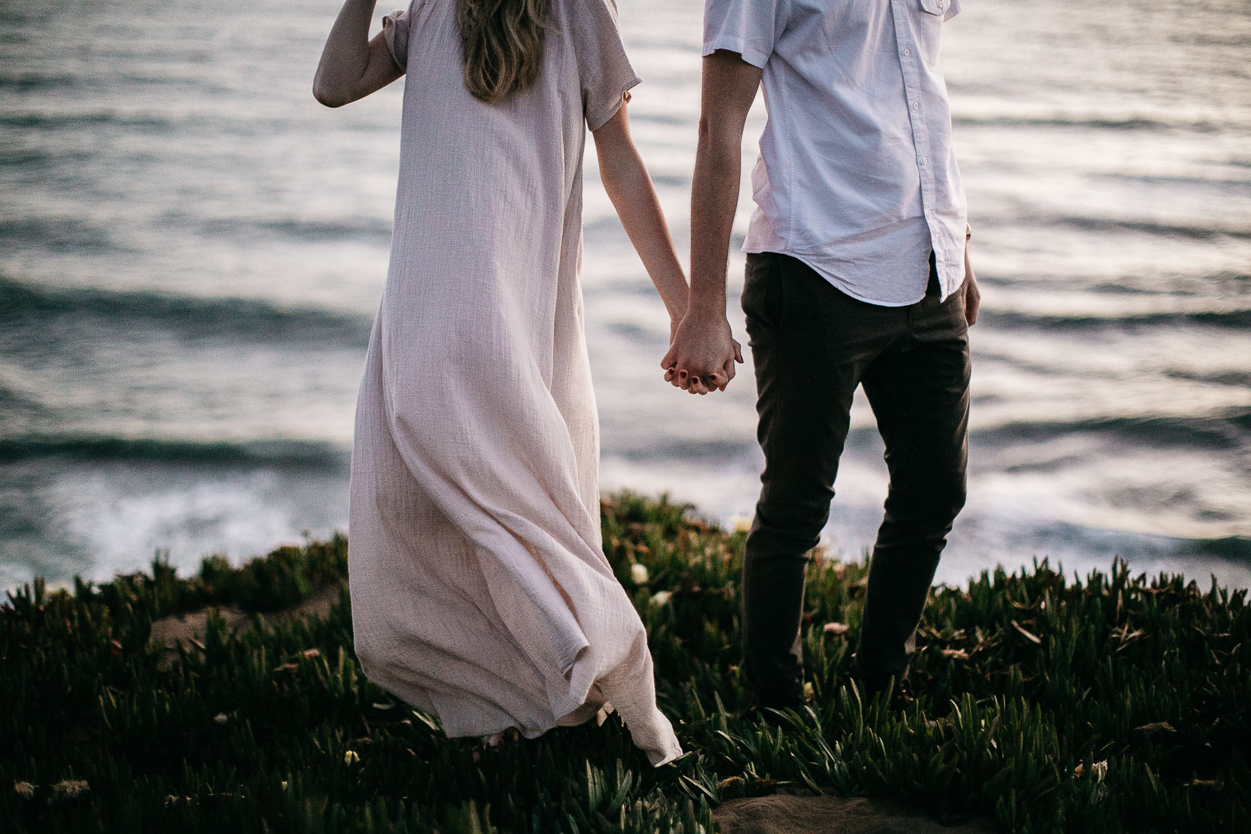 summer-san-francisco-lifestyle-coastal-engagement-session-57