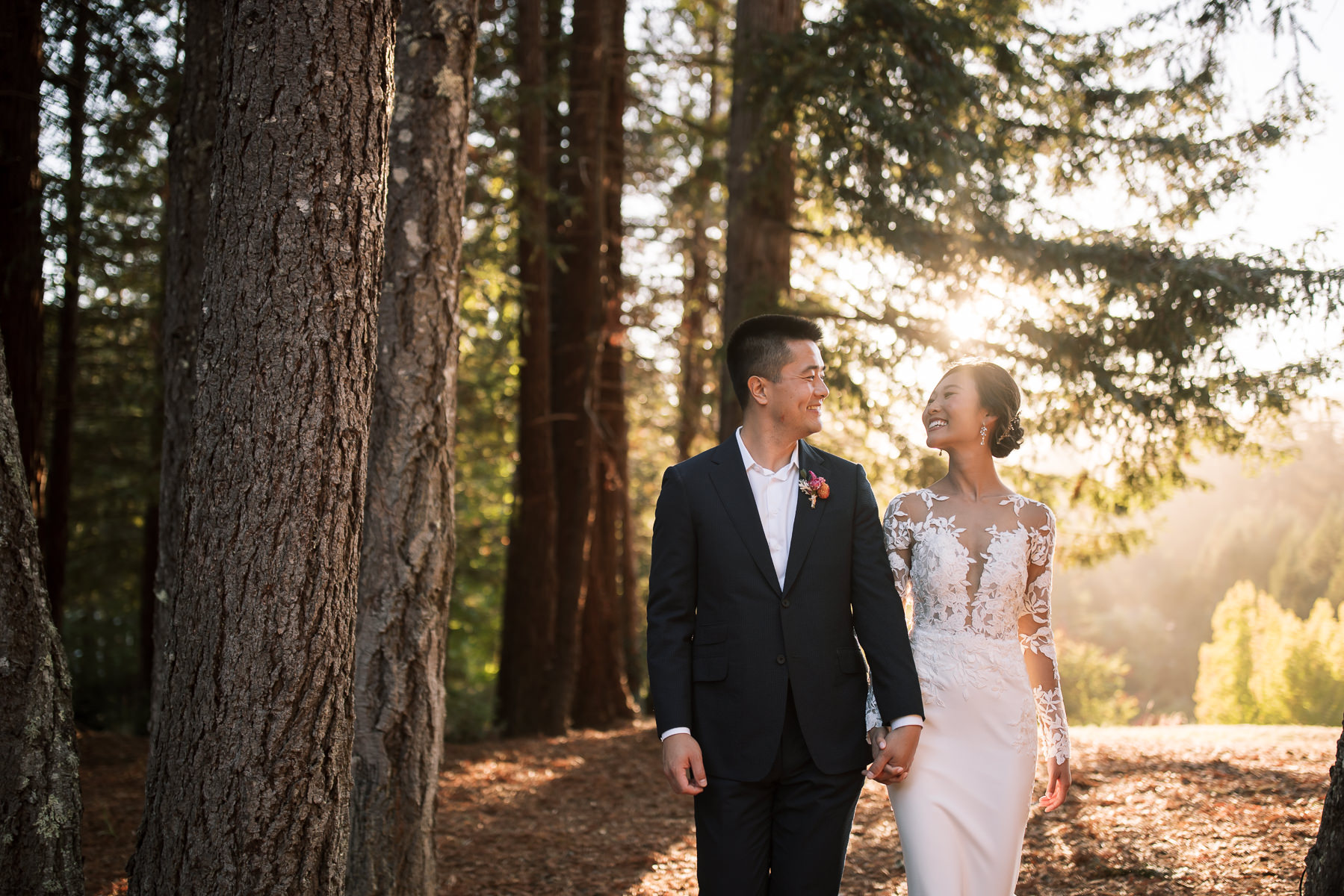 Stavrand-Russian-River-intimate-fall-wedding-114