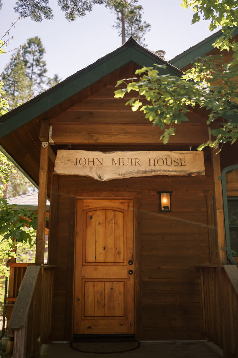 Evergreen-Lodge-Yosemite-Summer-wedding-4