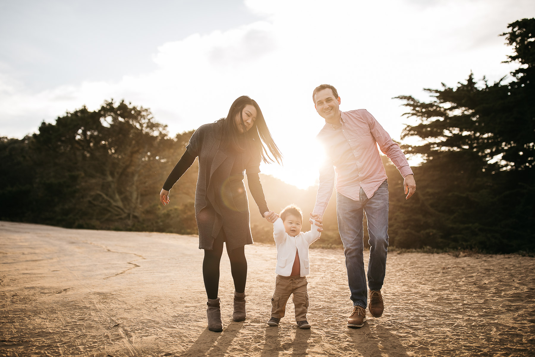 fort-funston-golden-light-winter-family-session-one-year-old-12