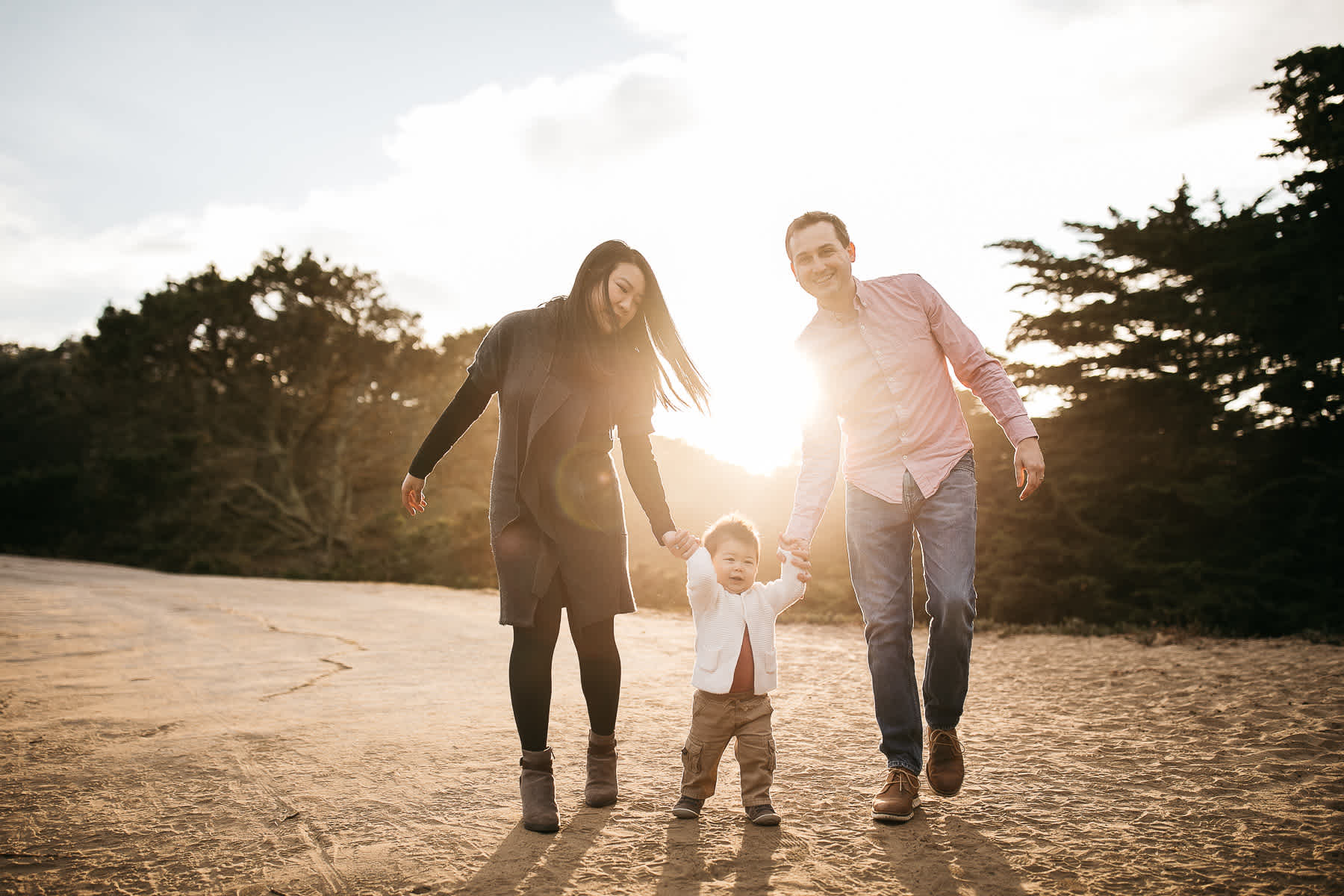 fort-funston-golden-light-winter-family-session-one-year-old-12