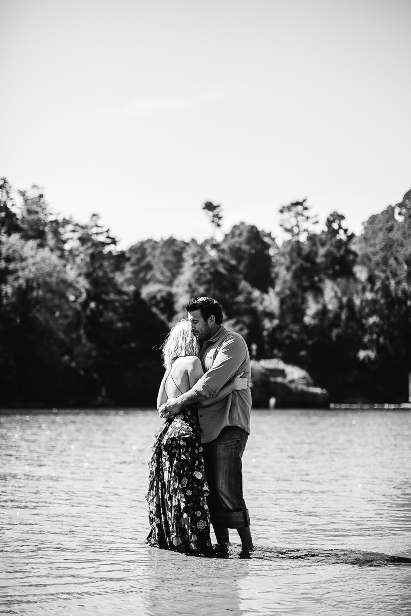 mendocino-grove-ca-glamping-waterside-anniversary-session-golden-retriever-53