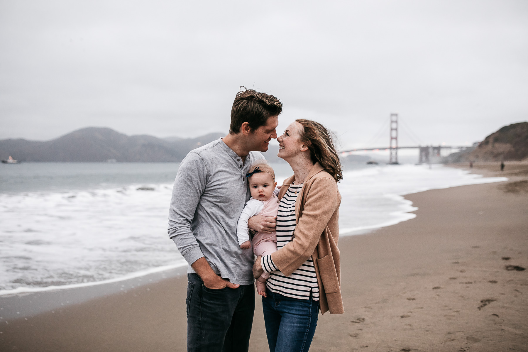 presidio-urban-family-baker-beach-cloudy-session-42