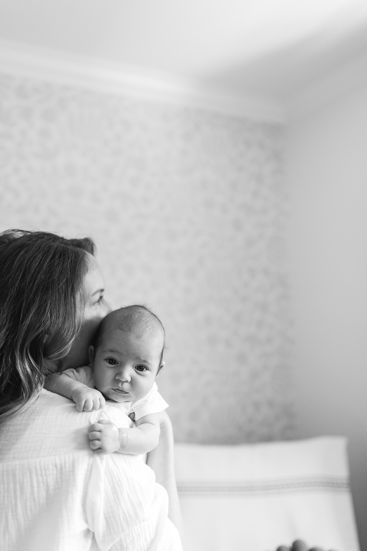 mountain-view-in-home-lifestyle-newborn-session-36