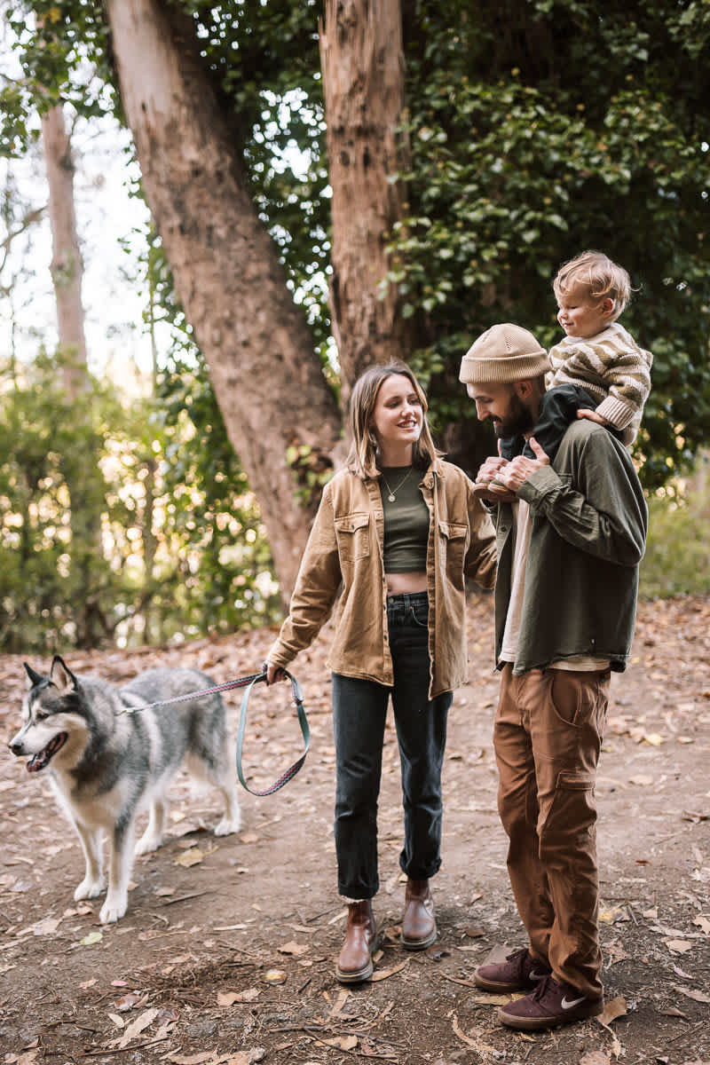 pacifica-eucalyptus-fall-family-lifestyle-session-42