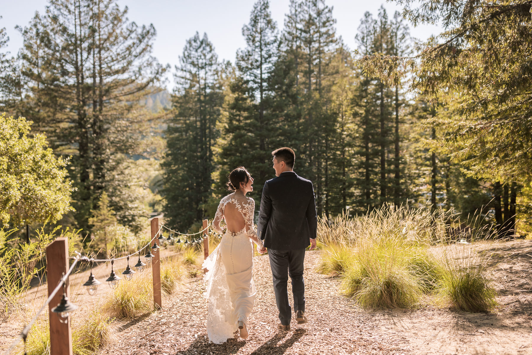 Stavrand-Russian-River-intimate-fall-wedding-78