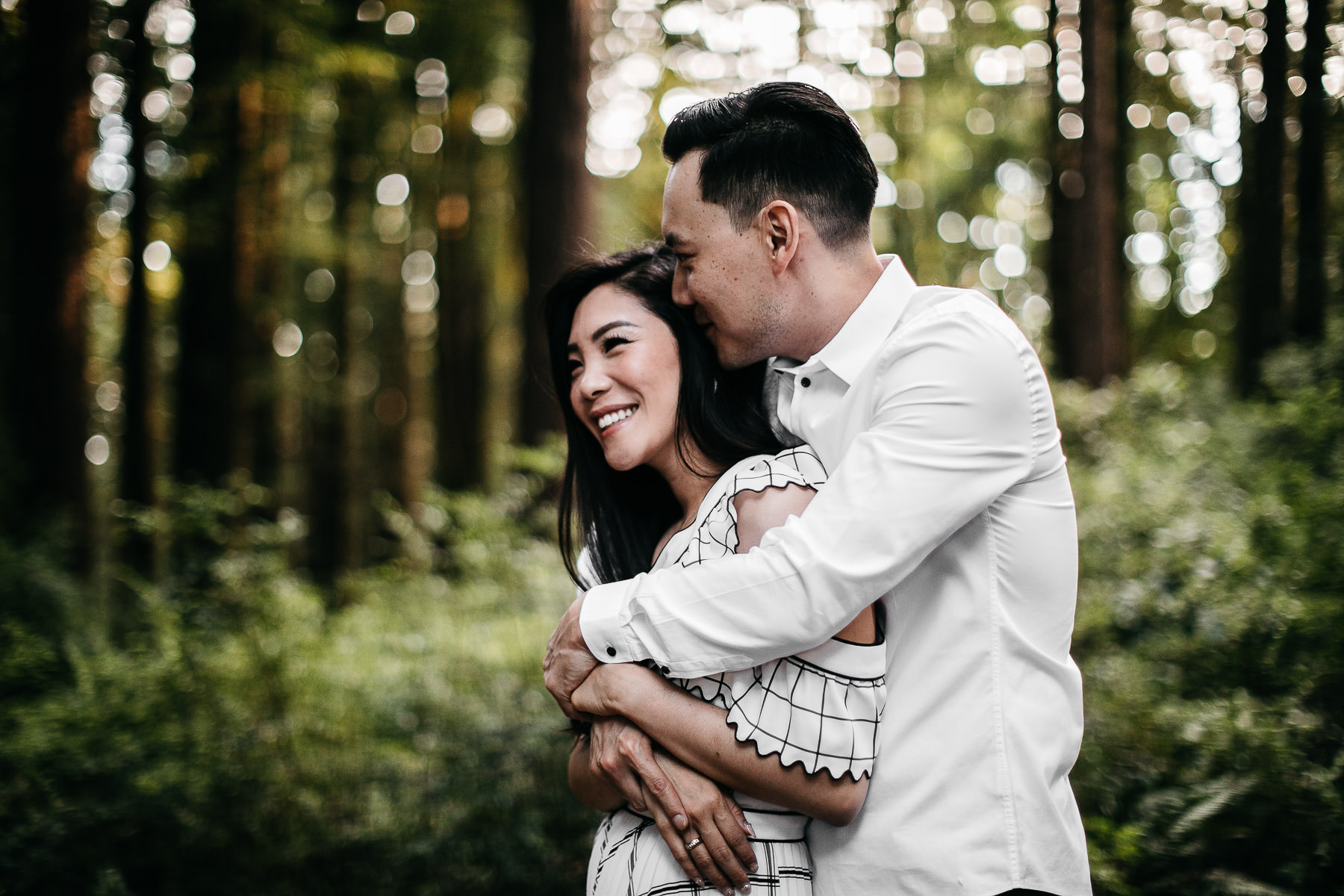 stinson-beach-muir-woods-sf-fun-quirky-engagement-session-4