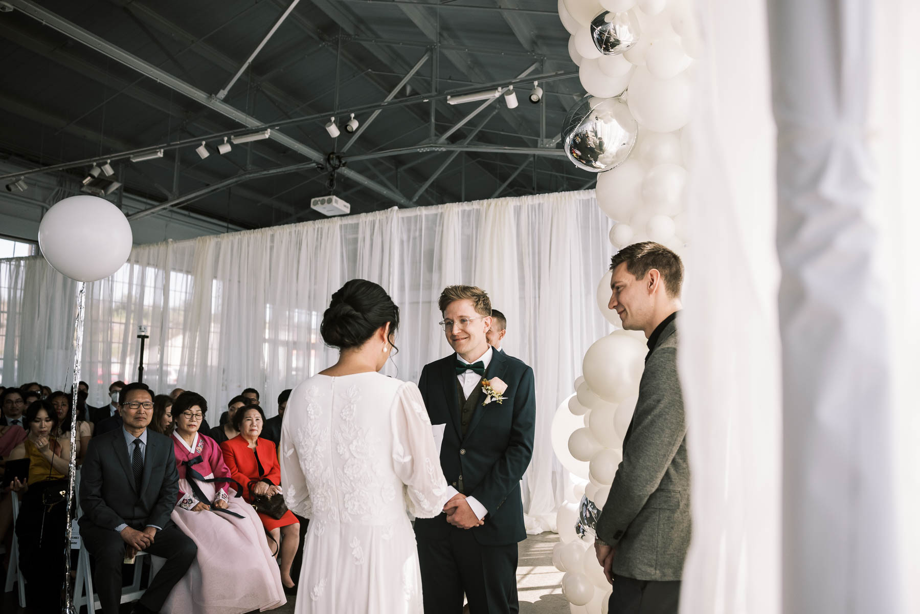 San-Francisco-Gallery-308-disco-balls-graphic-designer-wedding-56