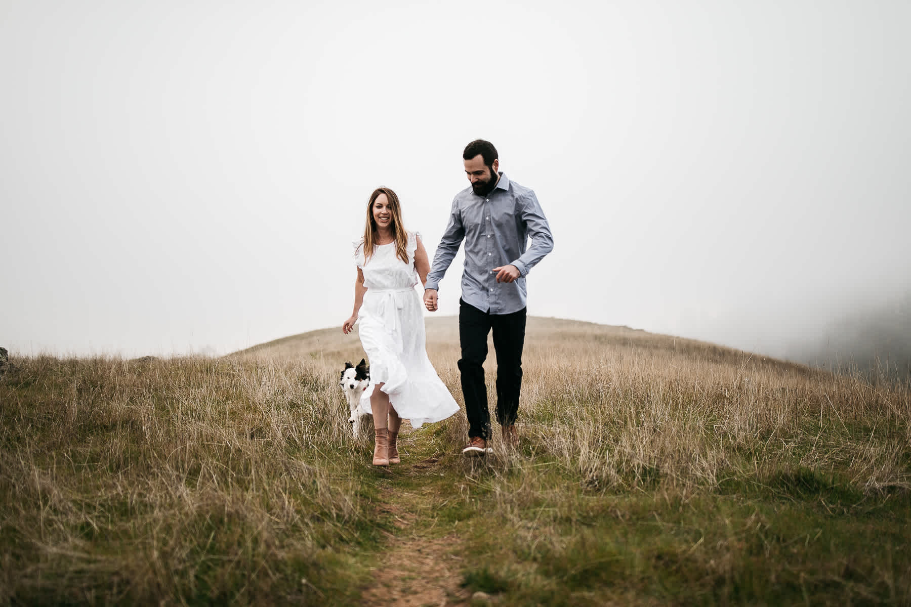 mt-tam-foggy-winter-engagement-session-australian-shepherd-puppy-22