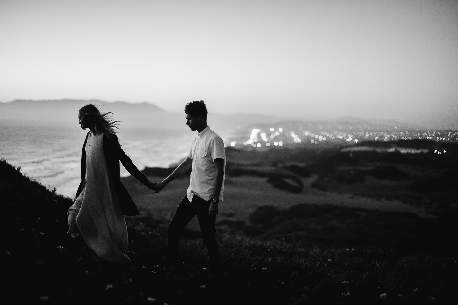 summer-san-francisco-lifestyle-coastal-engagement-session-61