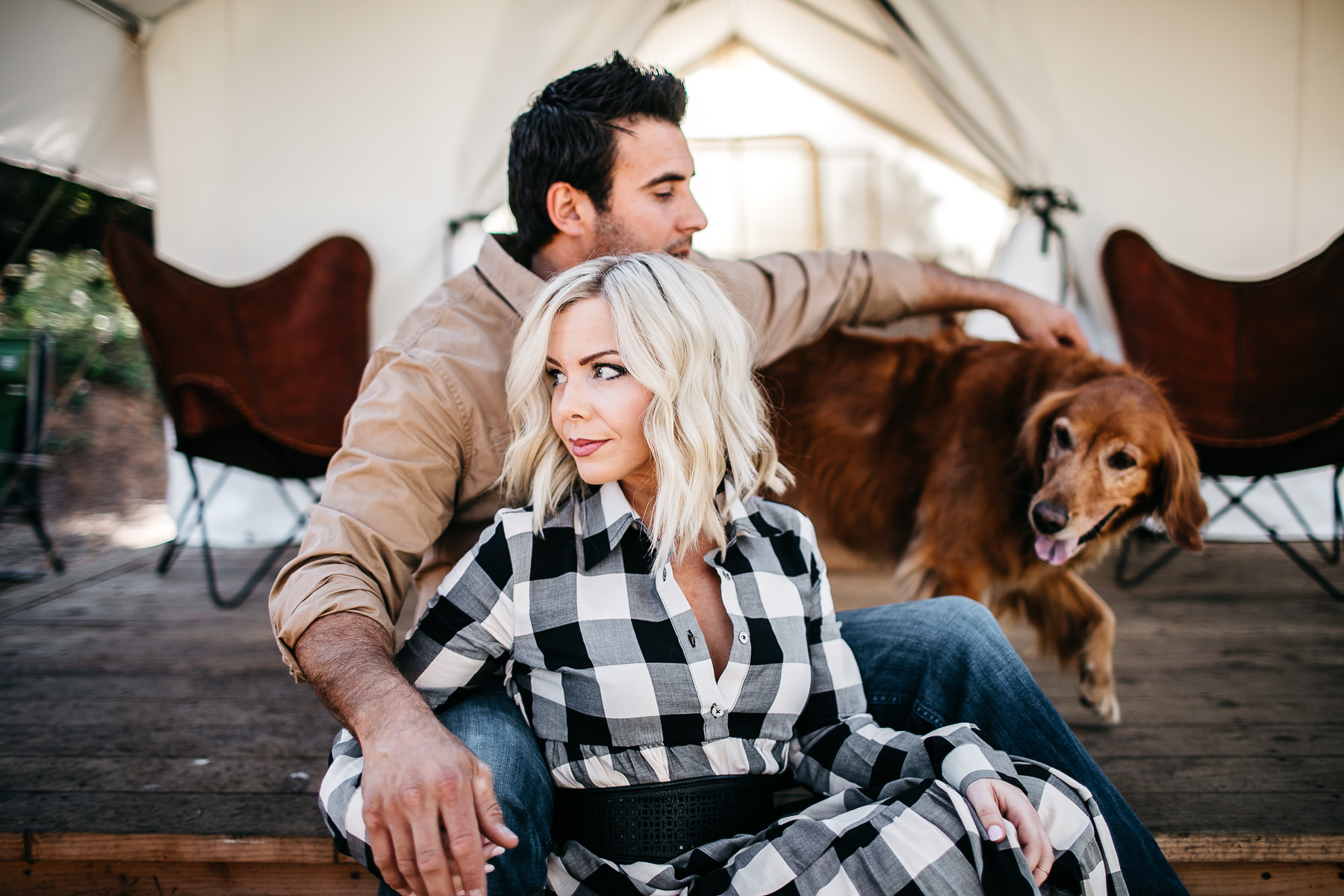 mendocino-grove-ca-glamping-waterside-anniversary-session-golden-retriever-6