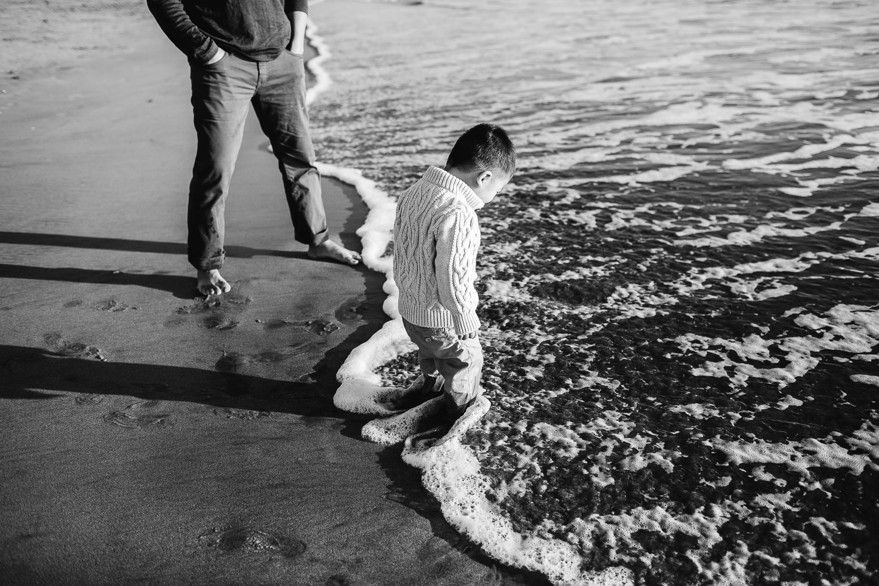 Half-moon-bay-beachy-sunset-lifestyle-family-session-6