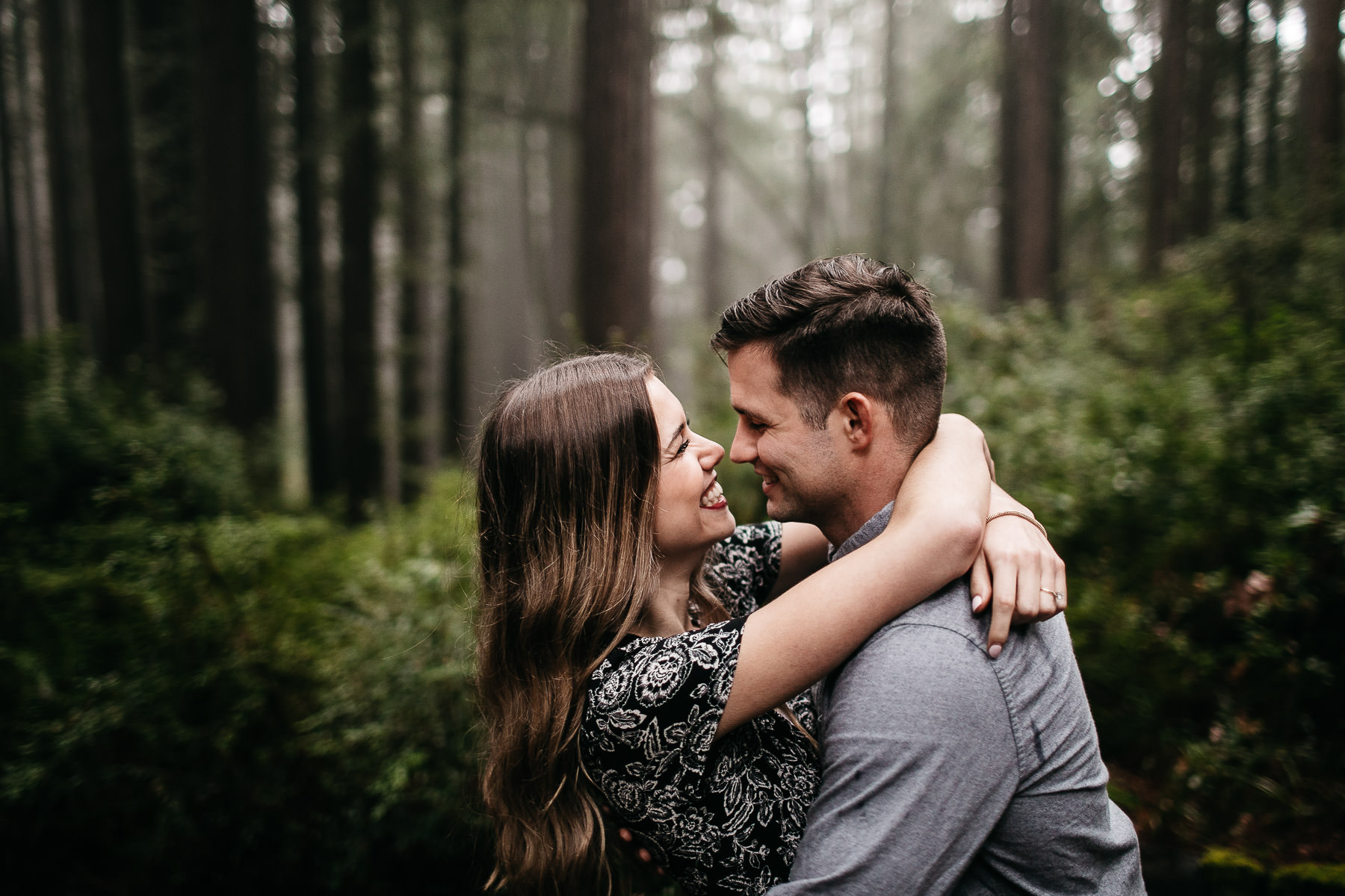 mt-tam-california-foggy-fall-engagement-hills-redwood-engagement-session-1