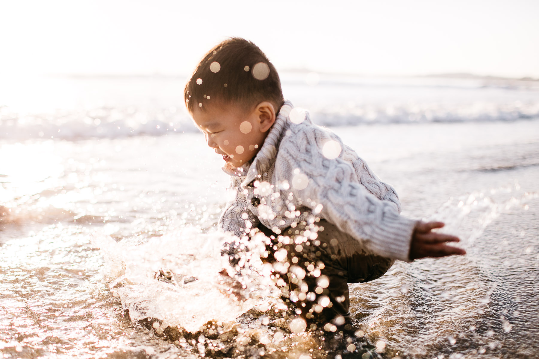 Half-moon-bay-beachy-sunset-lifestyle-family-session-14