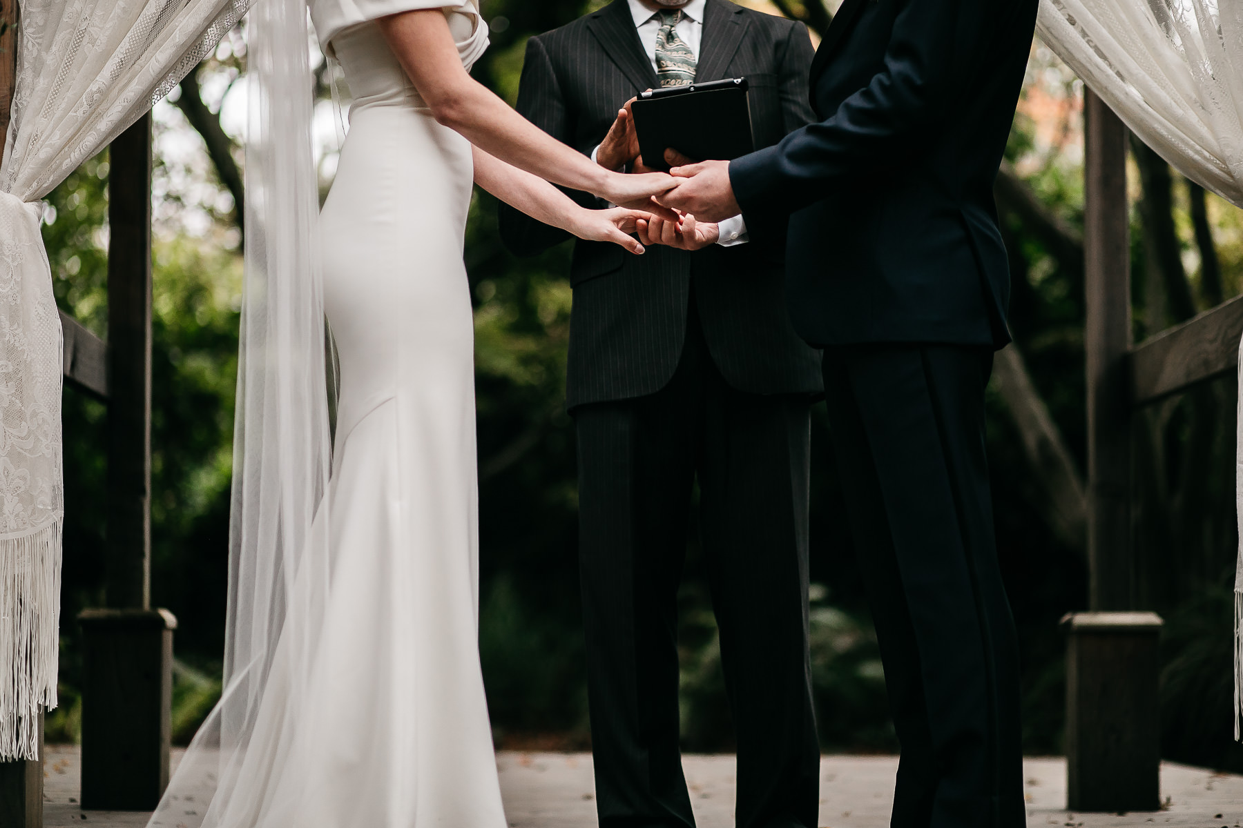 bodega-bay-secret-garden-gloomy-fall-wedding-77