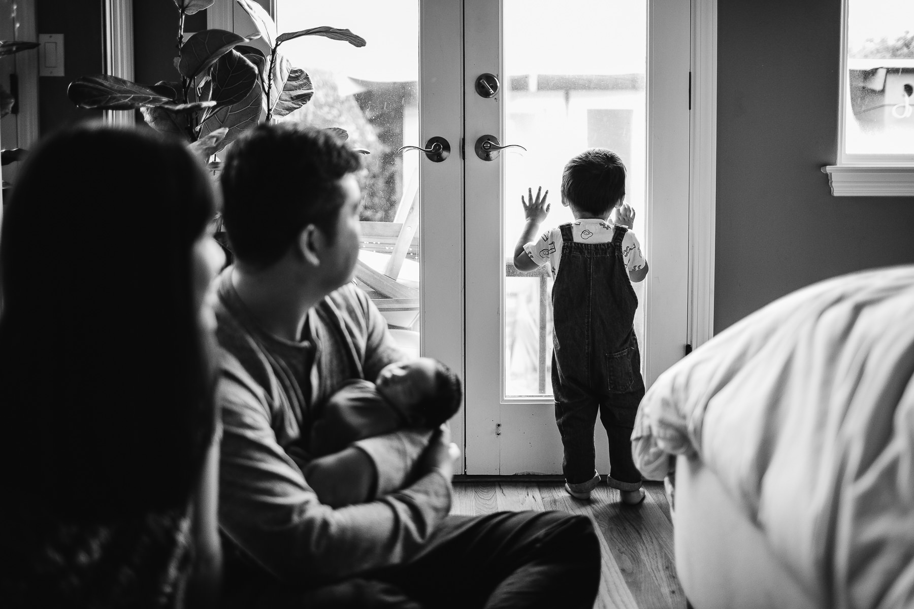 san-jose-family-lifestyle-newborn-rainy-day-shoot-23