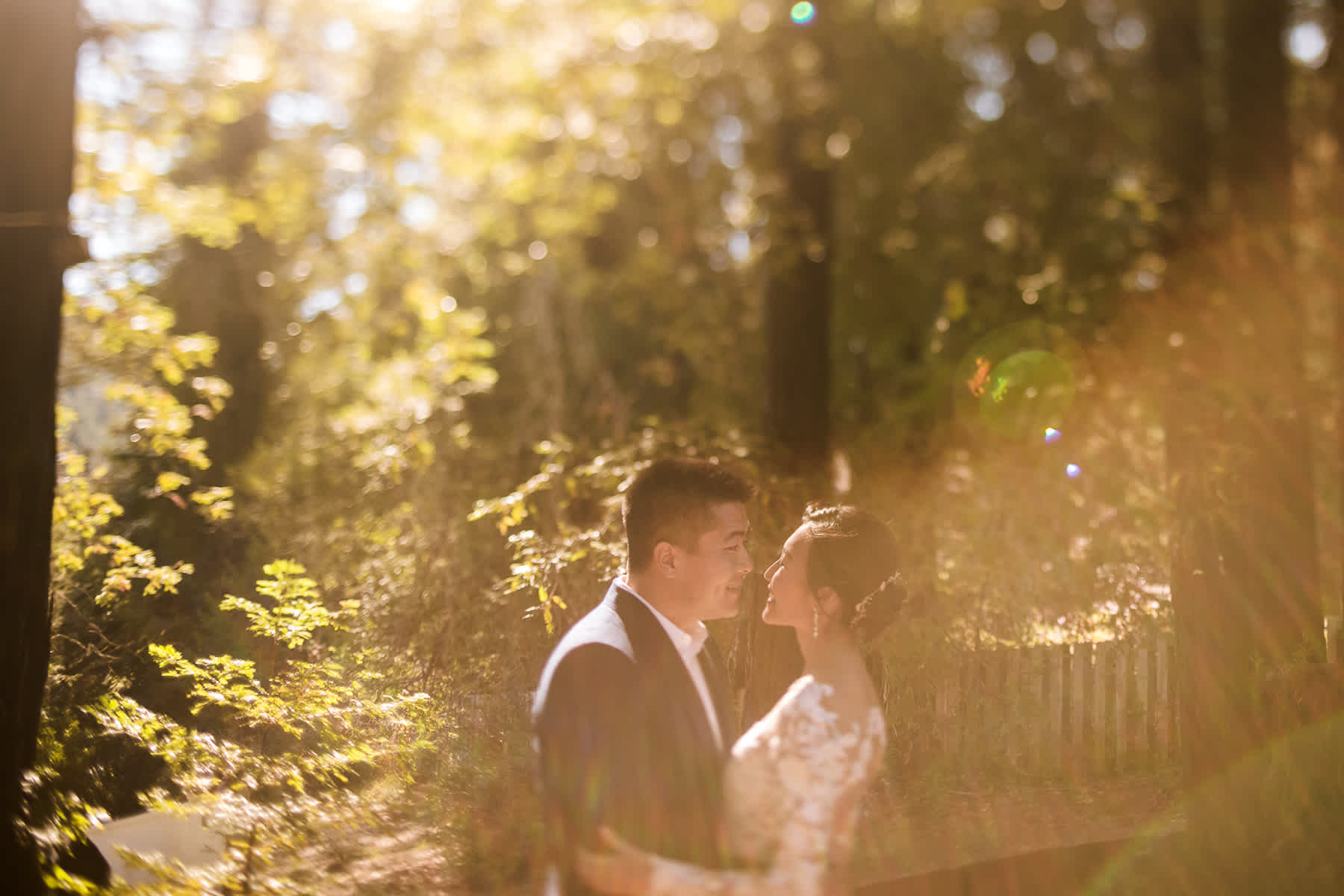 Stavrand-Russian-River-intimate-fall-wedding-30